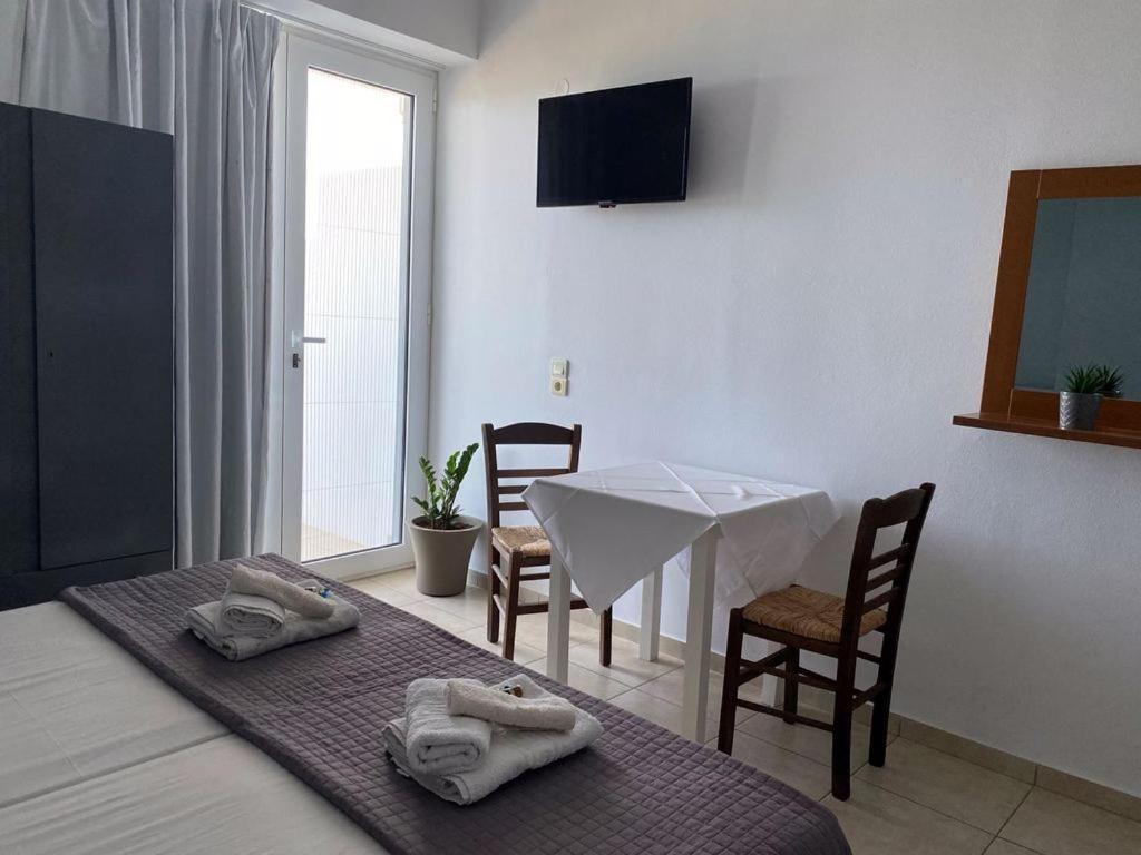 Edelweiss Aparthotel Tsoútsouros Exteriör bild