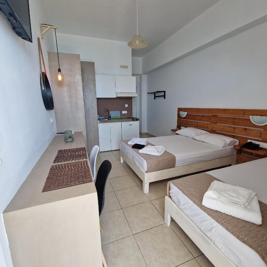 Edelweiss Aparthotel Tsoútsouros Exteriör bild